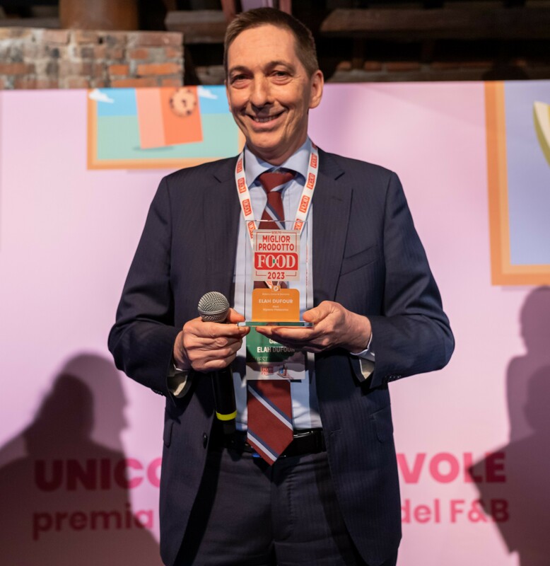 elah-dufour-novi-la-tavoletta-ripieno-pistacchio-e-il-miglior-prodotto-food-2023