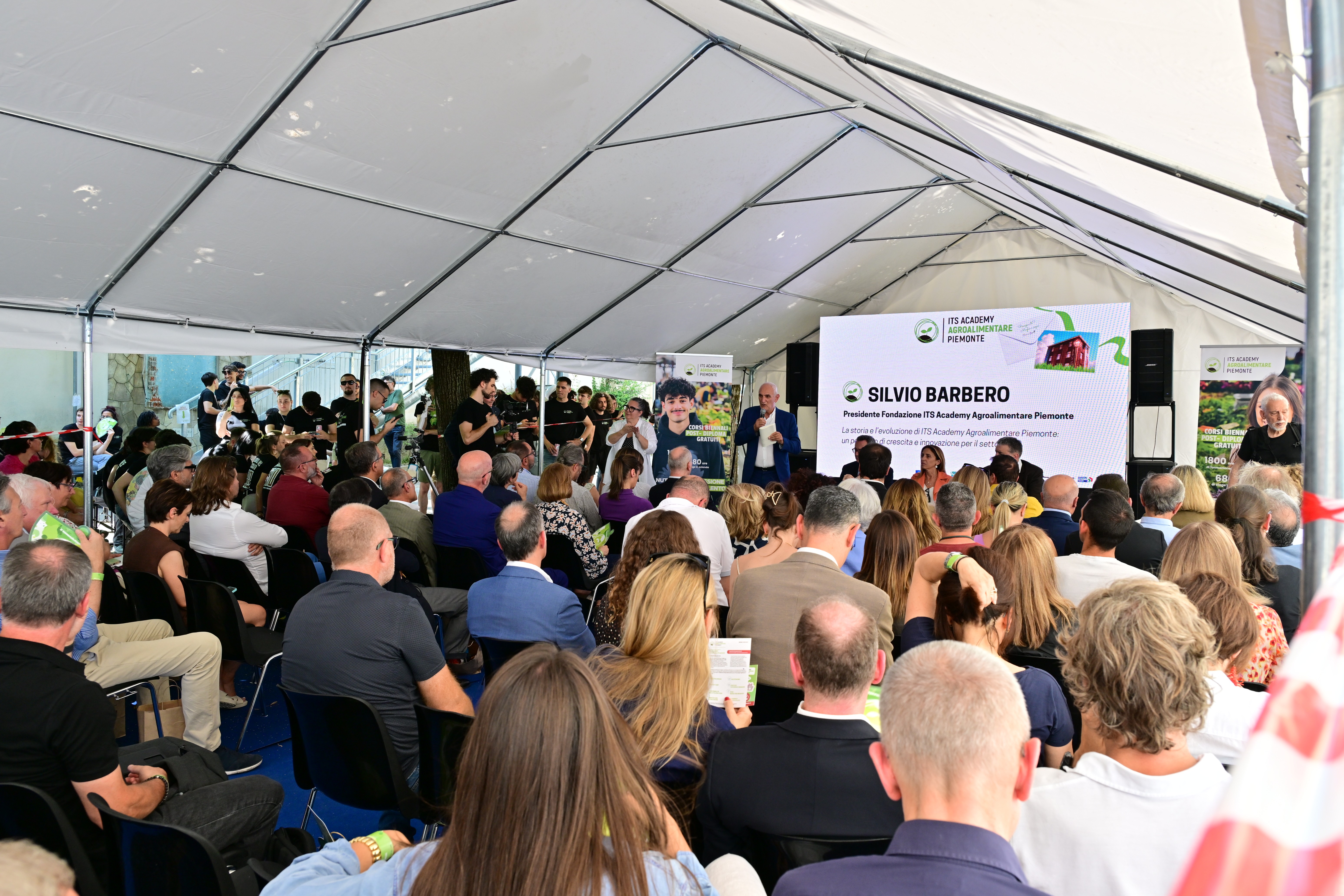 elah-dufour-novi-gallery-1